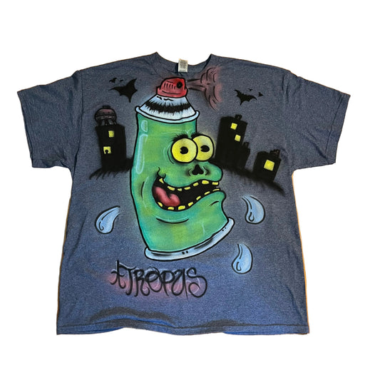 Can man tee