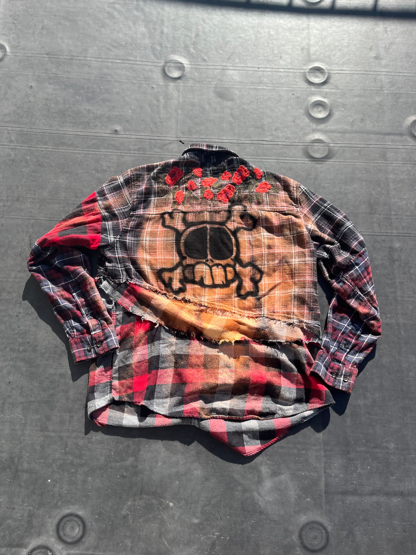 Crossbones flannel